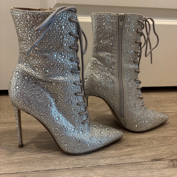 Steve Madden Valency R Rhinestone Lace Up Booties - Picture 3 of 6